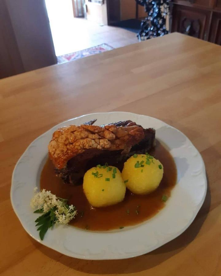 Gasthof Hotel Zur Post Egloffstein 외부 사진