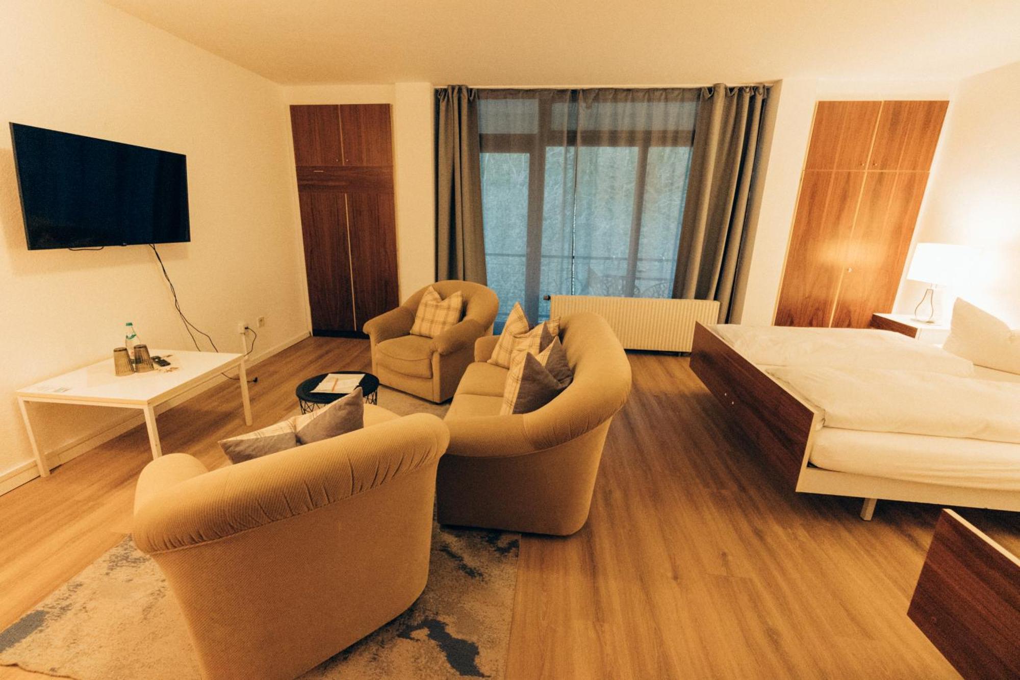 Gasthof Hotel Zur Post Egloffstein 외부 사진