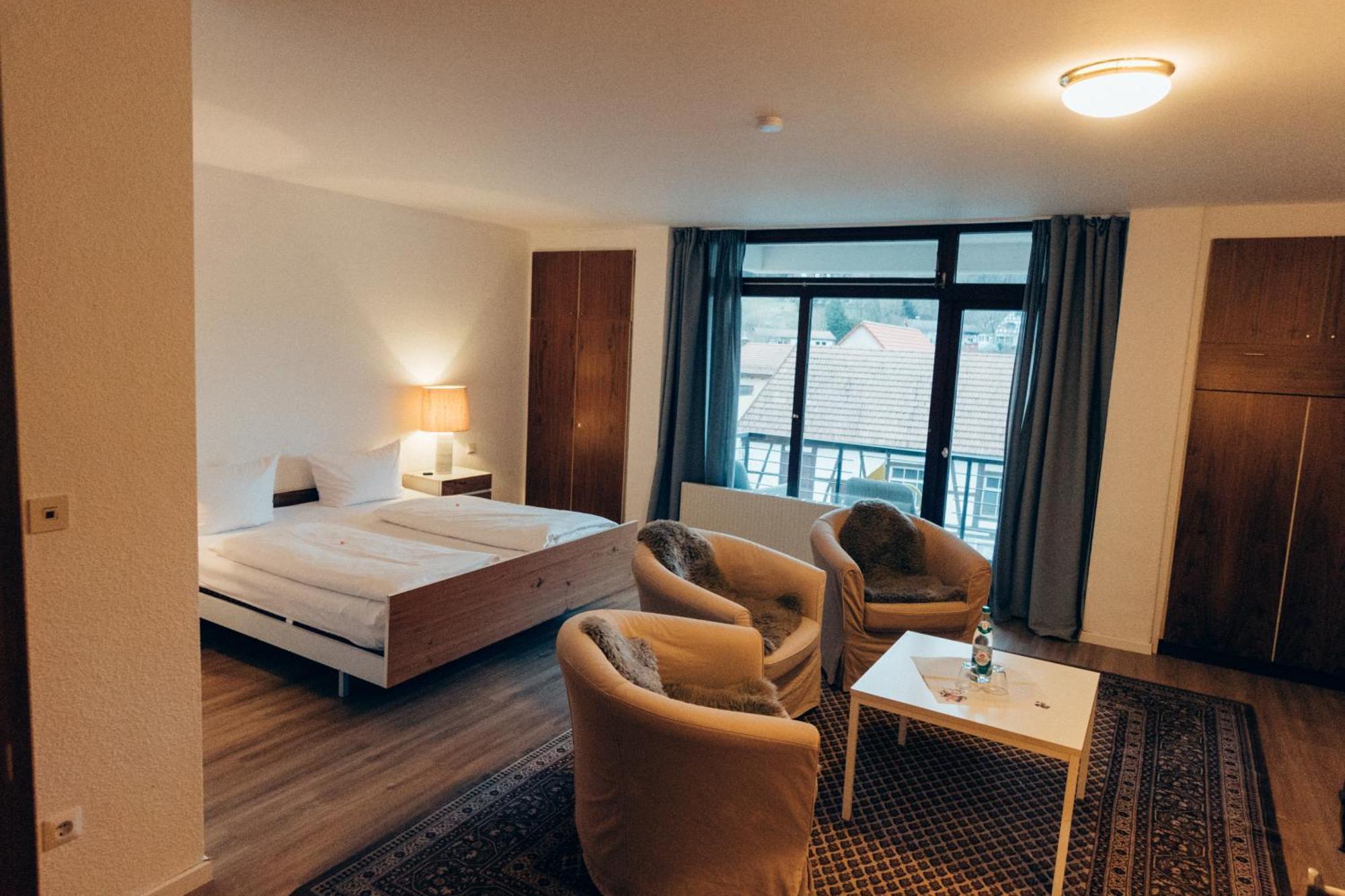 Gasthof Hotel Zur Post Egloffstein 외부 사진